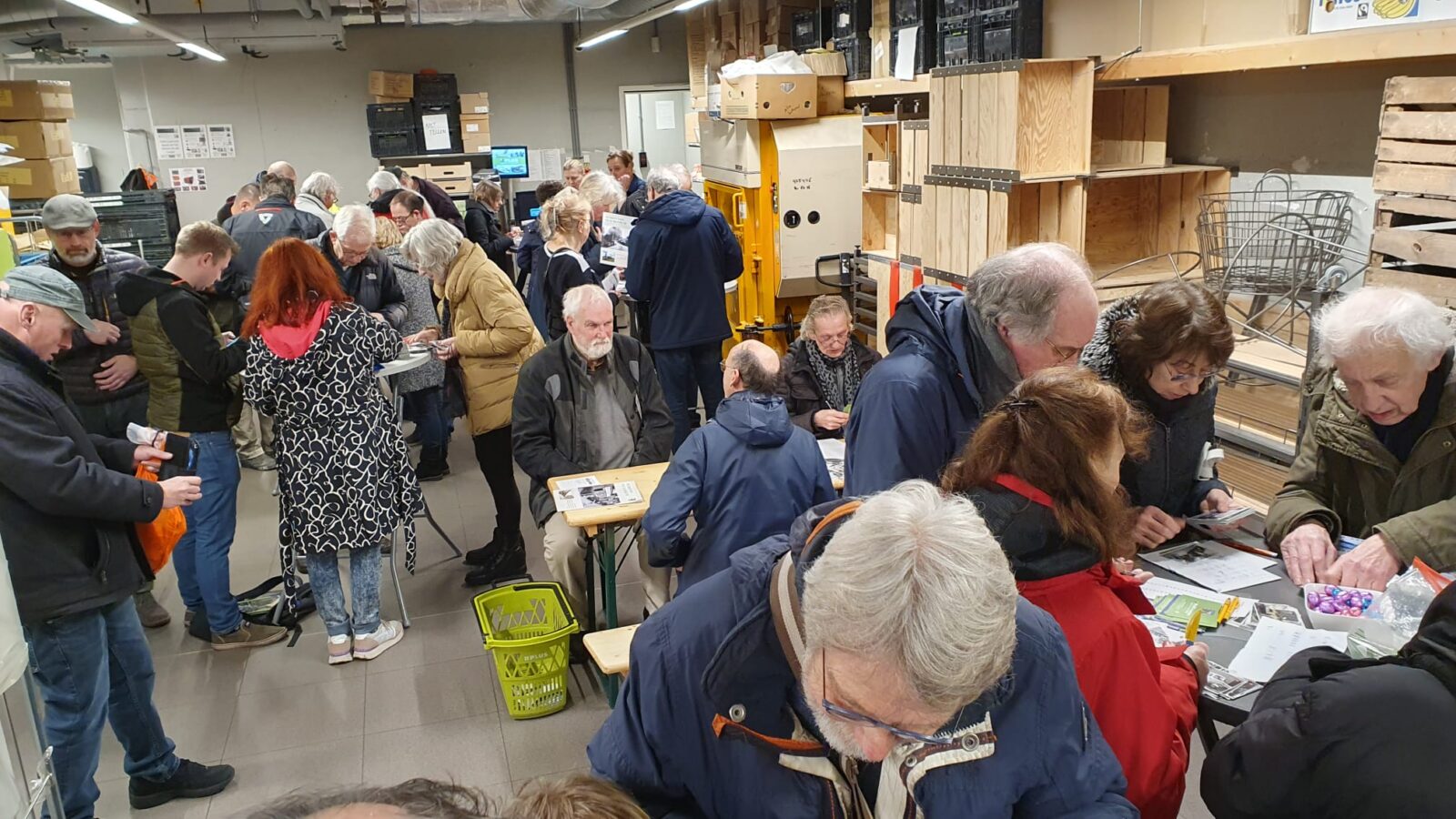 Huis van Renkum en plaatjes ruilen. 4 3